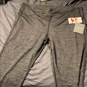 Grey Athleta yoga workout capris 1X NWT wicking